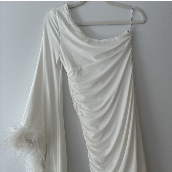 Club L London Maternity Dress - Picture 12 of 13